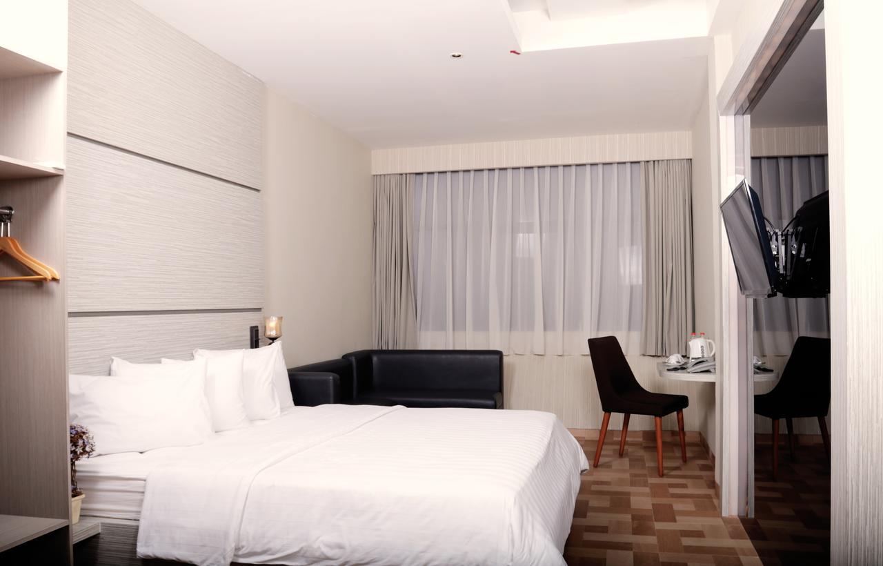 Shakti Hotel Jakarta Exterior photo